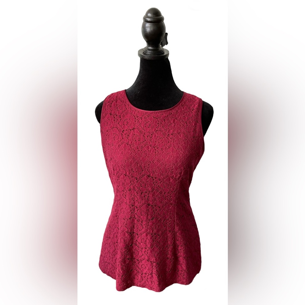 Banana Republic: Maroon Lace Sleeveless Blouse